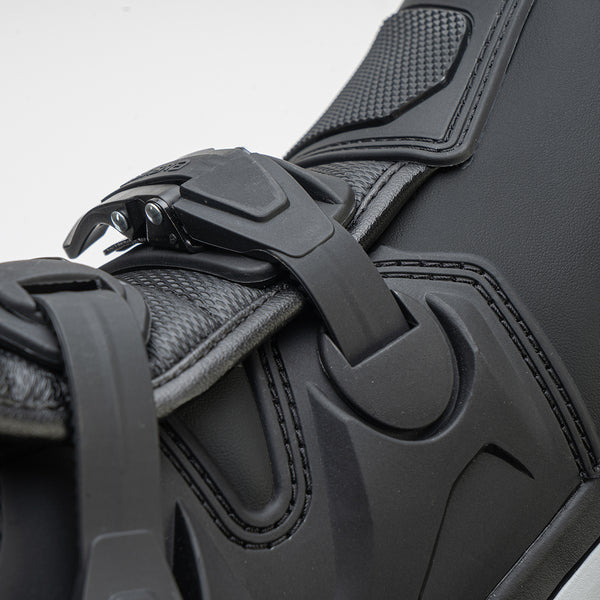 Eleveit - X Privilege Black Boots