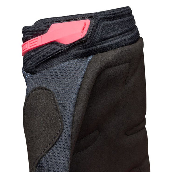 Fox - 2027 Womens 180 Raid Neon Pink Gloves