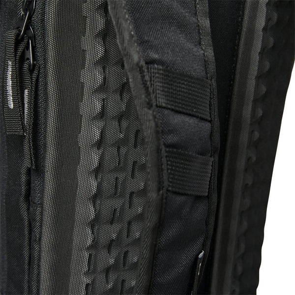 Fox - Utility 10L Black Hydration Bag