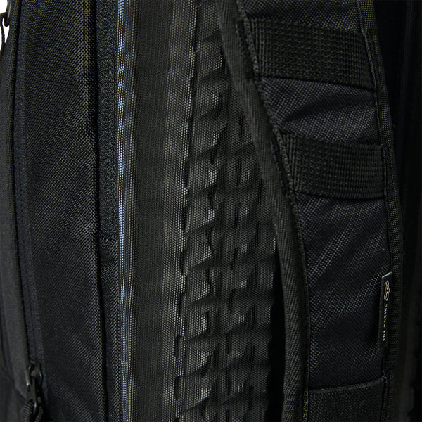 Fox - Utility 18L Black Hydration Bag
