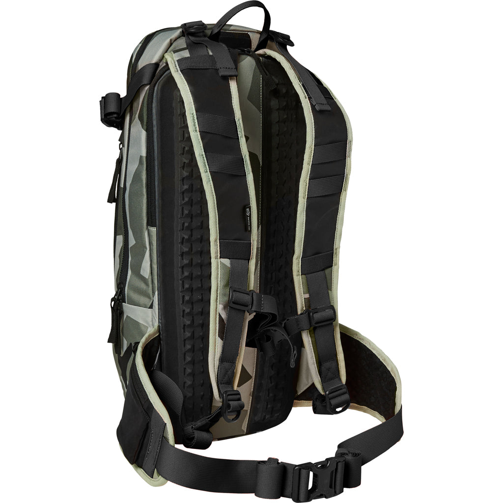 Fox - Utility Green Hydration Pack 18L